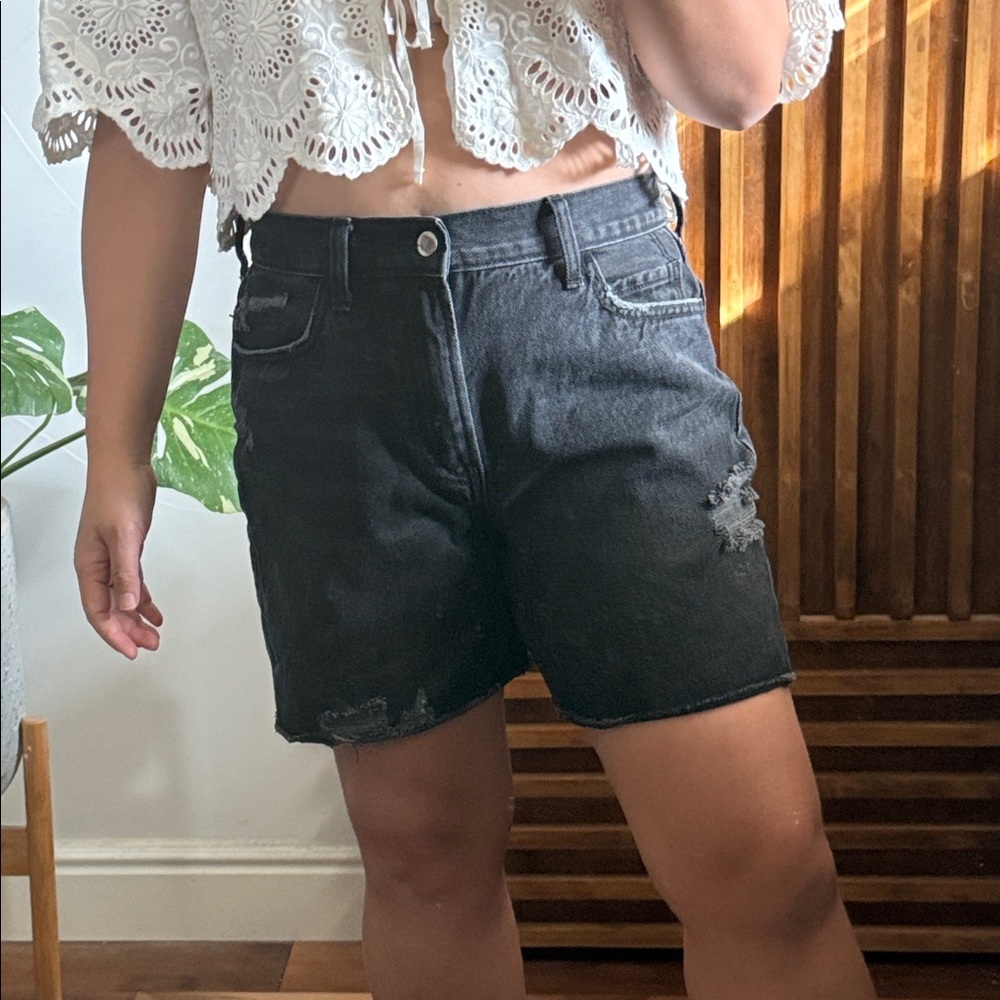Zara Distressed Off Black Relaxed Short. Size 10